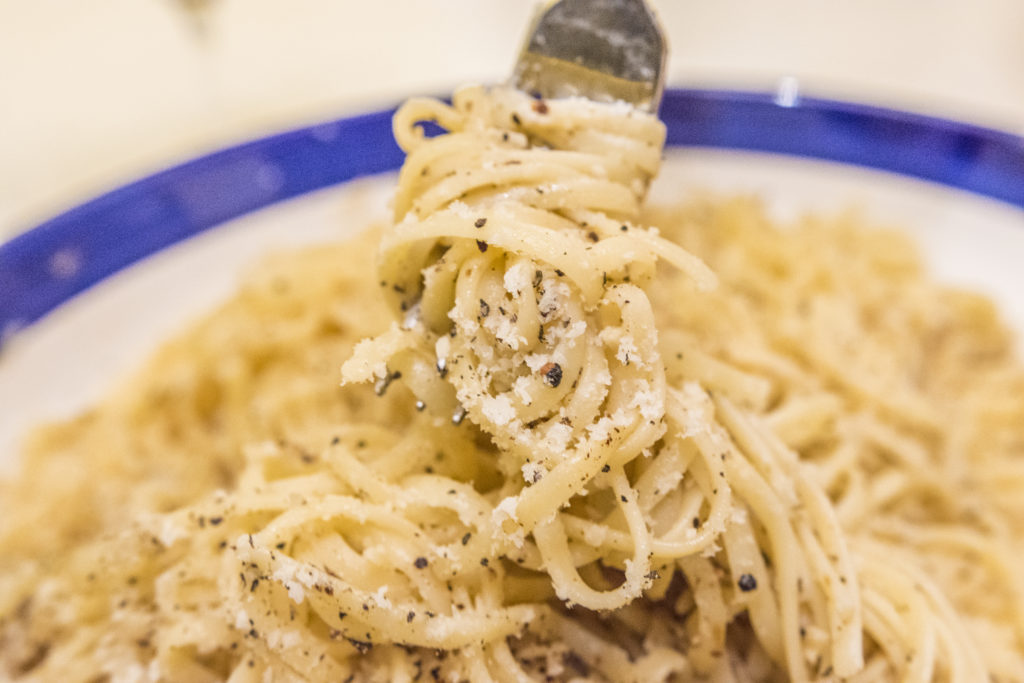 Vegan Cacio e Pepe - Laura's Vegan Table