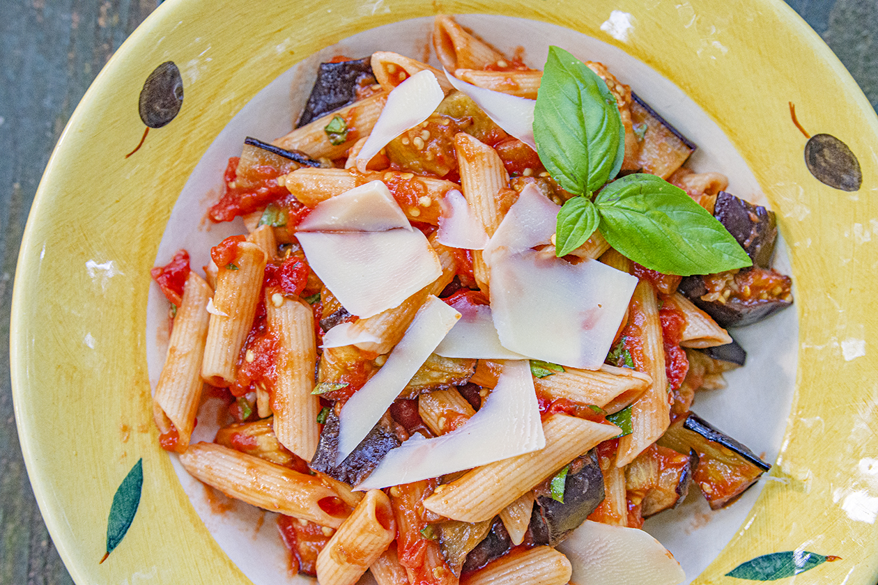 Pasta alla Norma - Laura&amp;#39;s Vegan Table